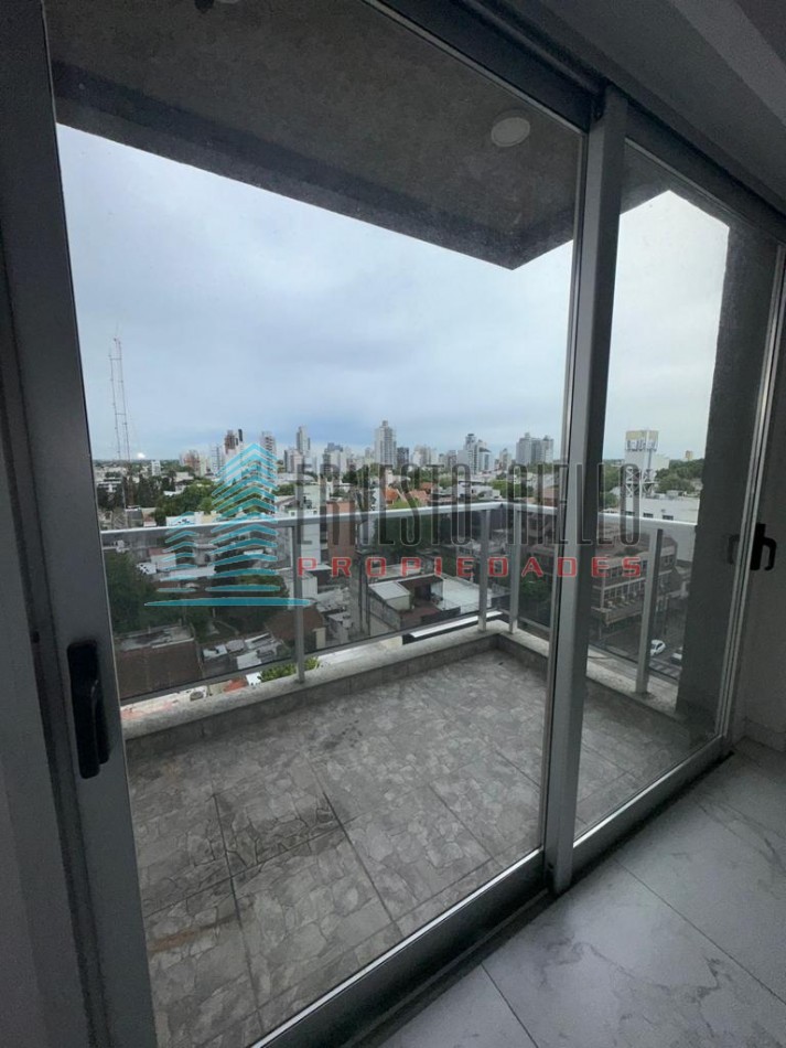 A. VENTA DEPARTAMENTO 3 AMBIENTES  MAX TOWER - BANFIELD