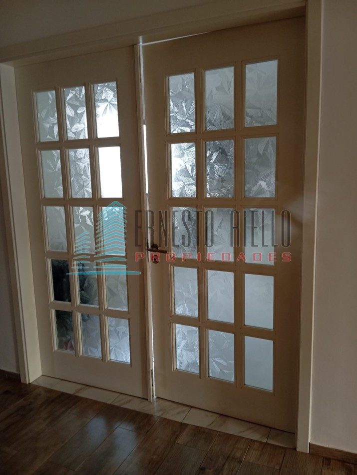 A. Venta Casa 4 Ambientes en El Pato con Piscina