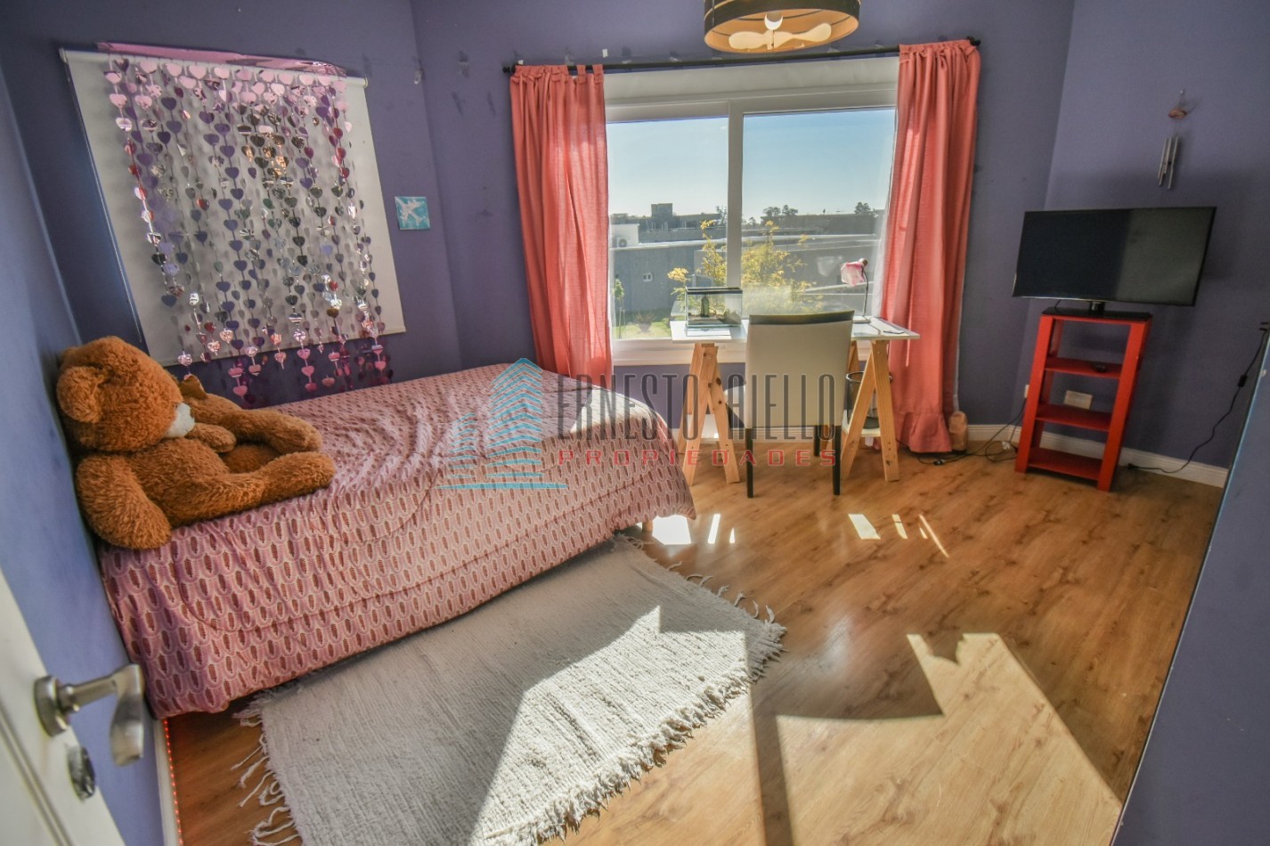 Impecable Piso Venta con dos cocheras -Quilmes Centro