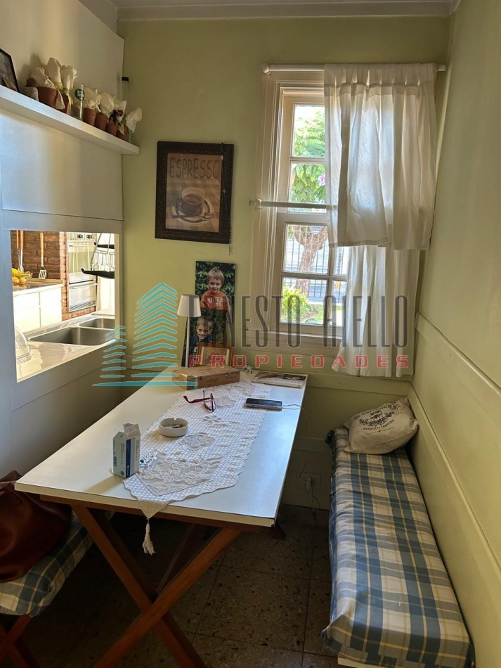 VENTA CASA 6 AMB EN 1 PLANTA S/2 LOTES - 748M2 - PISCINA