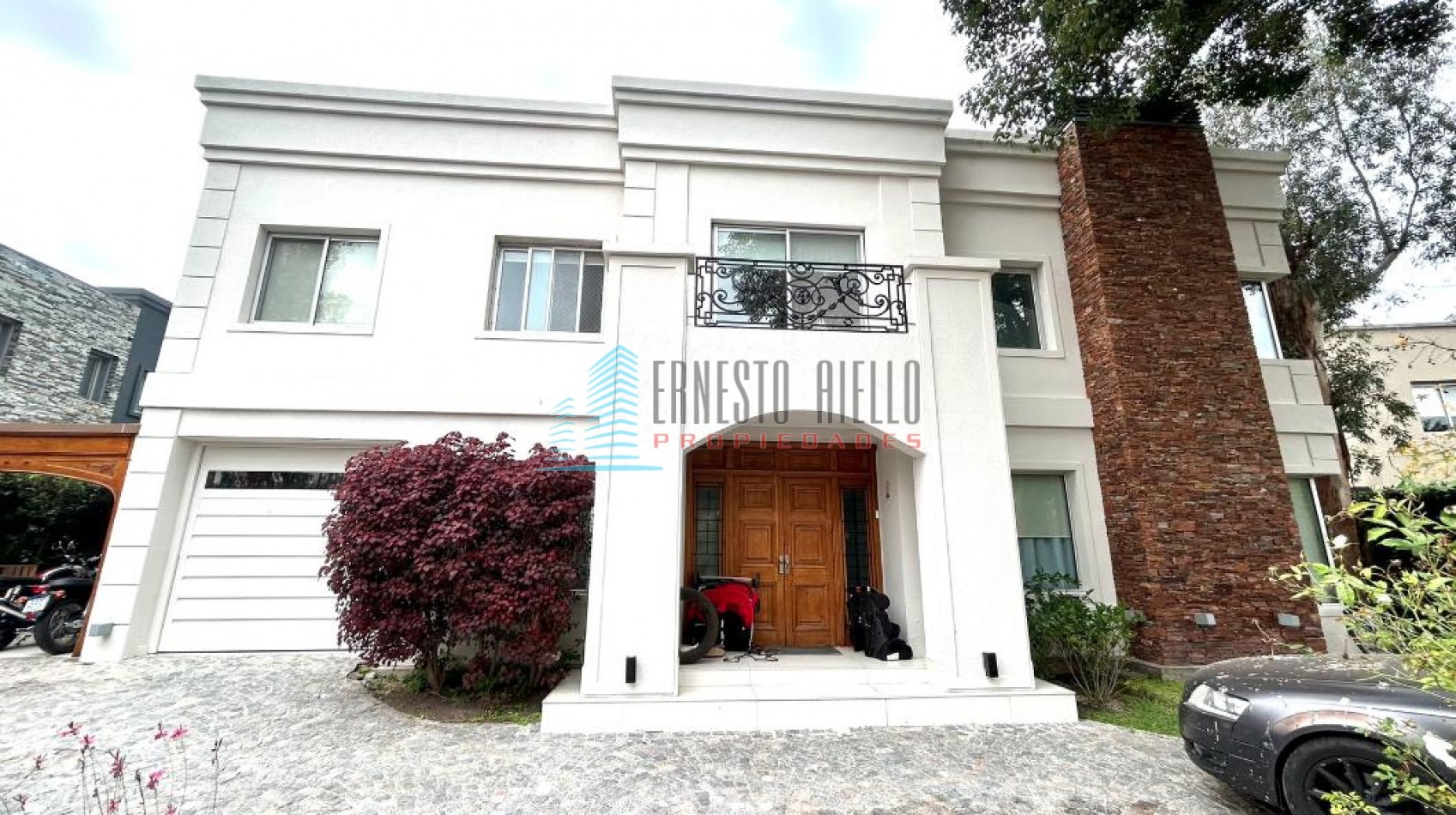 A. VENTA Espectacular CASA en Dos Plantas en Fincas de Iraola