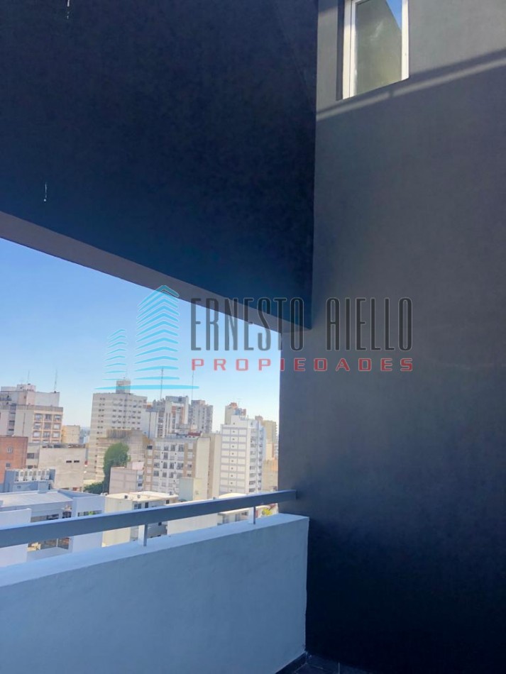 A- Departamento Triplex Ultimo Piso con Jacuzzi y Parrilla - Quilmes Centro.