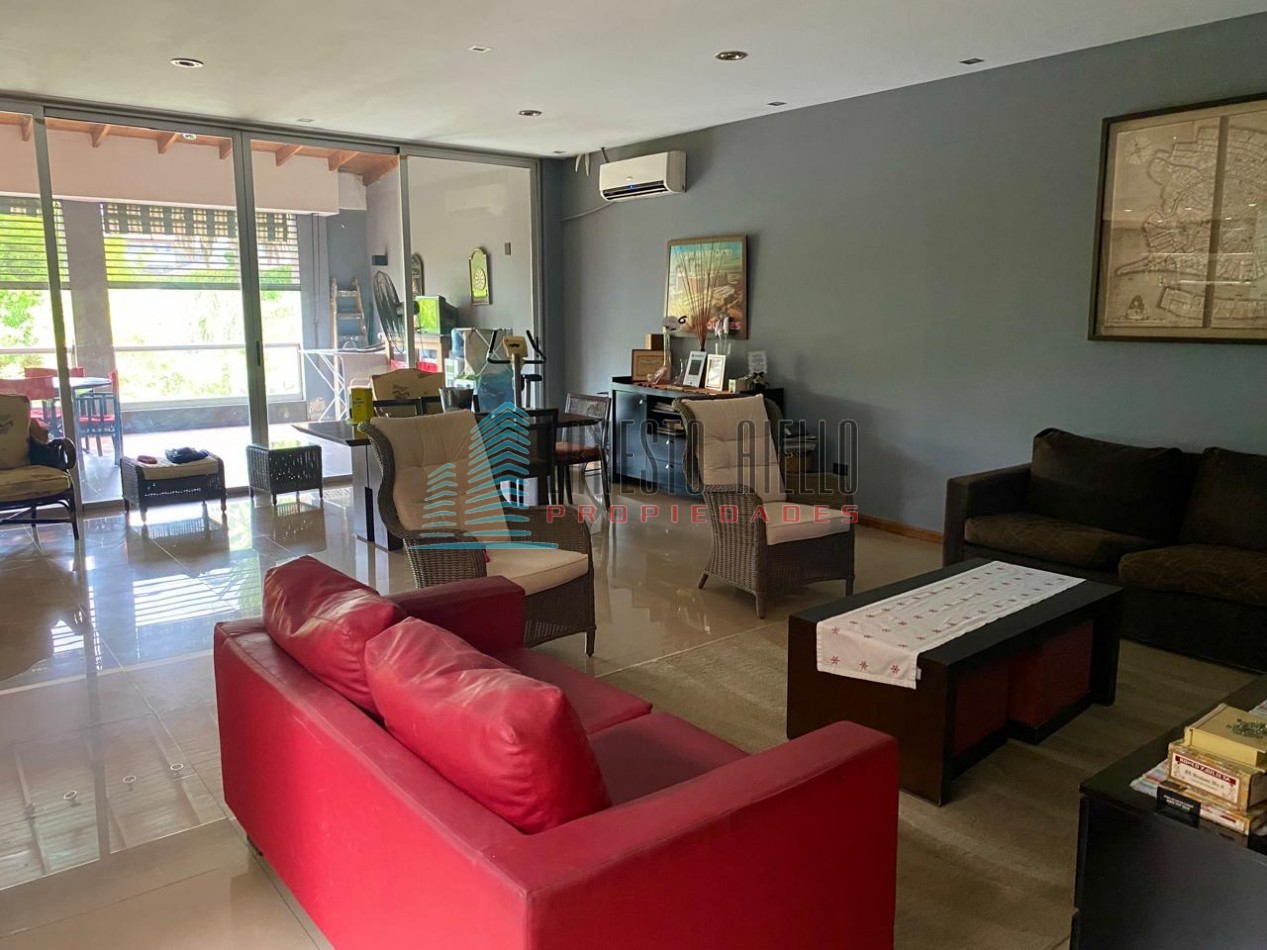 A. Nuevo Valor! Casa en Venta en Tres Plantas - Ideal Inversores