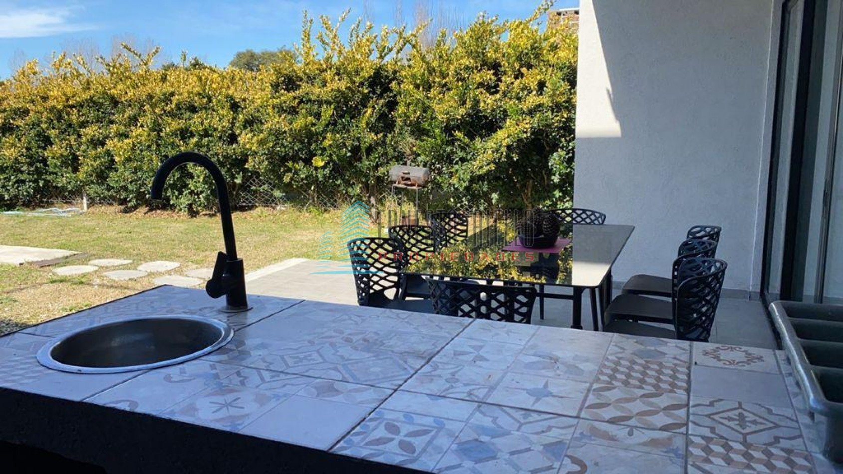 A. VENTA Imponente Casa 5 Ambientes - Las Acacias de Hudson