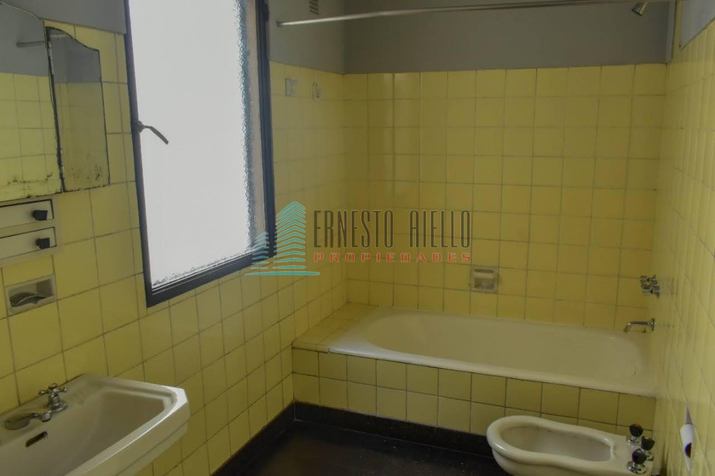 A. VENTA Departamento 3 Ambientes - Avellaneda