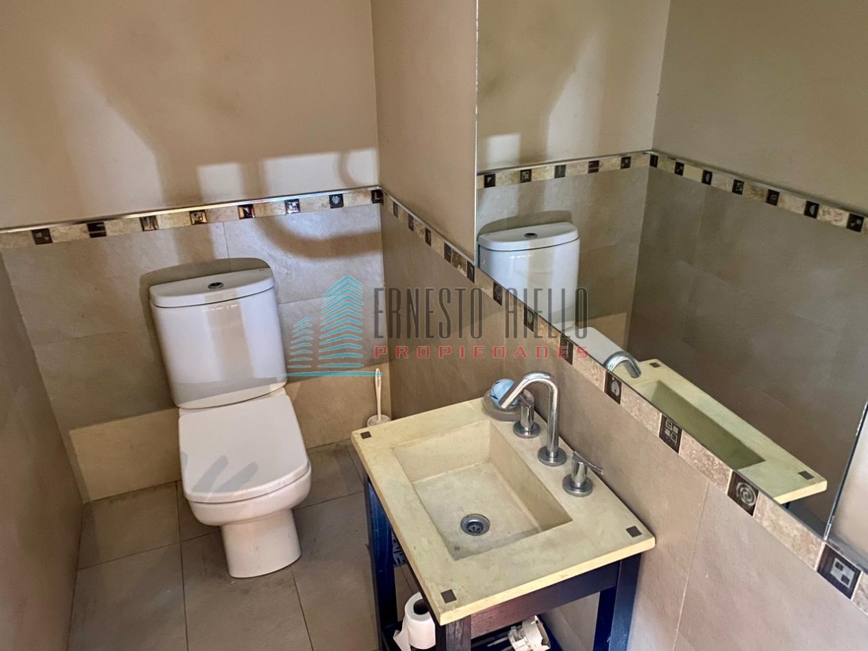 A. Nuevo Valor! Casa en Venta en Tres Plantas - Ideal Inversores