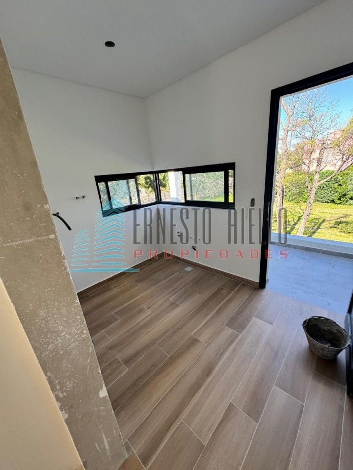 A. Espectacular Casa en Venta con Piscina - Greenville Polo & Resort