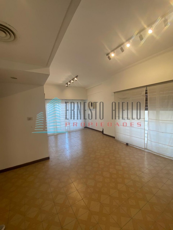 A. ALQUILER- Departamento Tres Ambientes - Quilmes Centro
