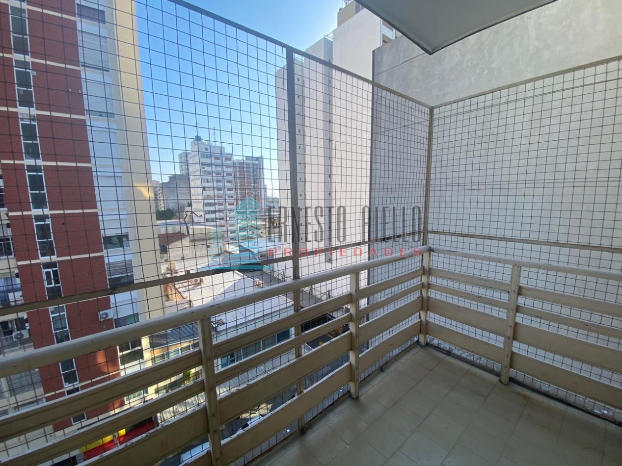 A. ALQUILER- Departamento Tres Ambientes - Quilmes Centro