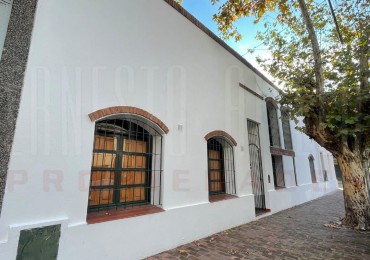 ALQUILER CASA 9 AMBIENTES USO VIVIENDA Y PROFESIONAL, QUILMES.