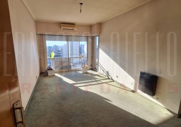 ALQUILER DEPTO 4 AMBIENTES CON BALCON, QUILMES CENTRO.