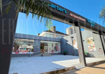 ALQUILER LOCAL DE 245M2 TOTALES UNICO EN LA ZONA, QUILMES CENTRO.