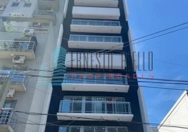 VENTA HERMOSO DEPARTAMENTO 2 AMBIENTES CON COCHERA EN QUILMES CENTRO