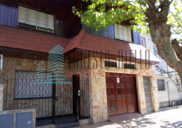 Oportunidad! - Excelente Casa en Dos Plantas - Venta - Quilmes