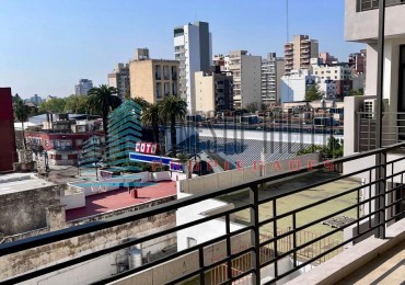 A. ALQUILER DEPARTAMENTO DE DOS AMBIENTES CON BALCON EN QUILMES CENTRO.