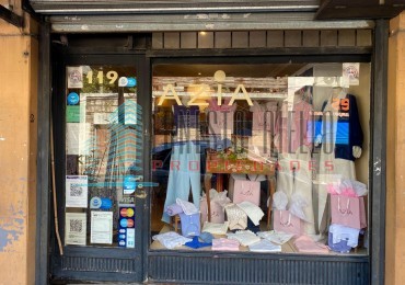 A. VENTA FONDO DE COMERCIO ROPA FEMENINA- EXCELENTE UBICACION BERNAL