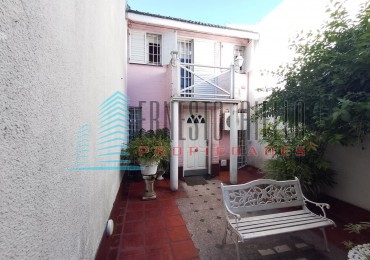 VENTA- Impecable Duplex con Cochera - Quilmes 