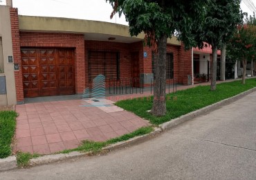 ALQUILER - VENTA Excelente Casa en Una Sola Planta con Piscina - Quilmes